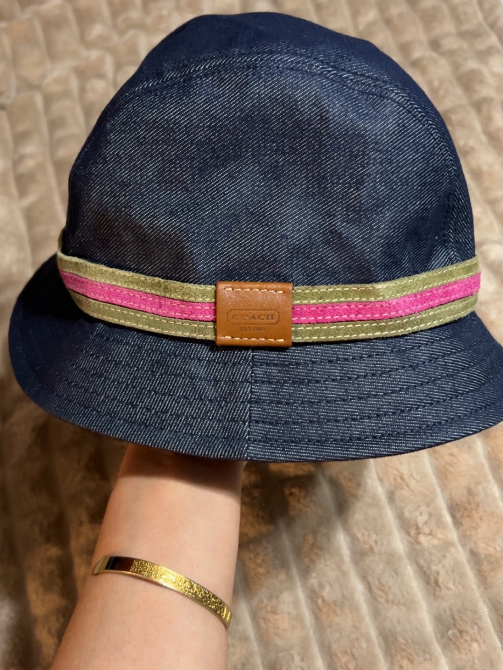 NWOT vintage Coach Jean Navy Bucket Hat with Pink and Olive Trim and Leather Log